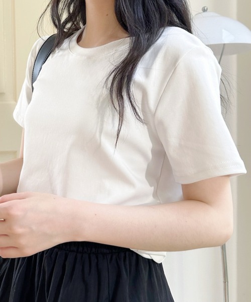 Ada.（エイダ）の「Uネックベーシック半袖コンパクトＴシャツ（Tシャツ/カットソー・レディース・ブラック/グレー/ホワイト/ネイビー・FREE）」の21枚目の写真