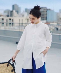 Live in comfort | リブ イン コンフォート 爽やかにきちんと見えする コットンパール調ボタンのシャツチュニック(チュニック)