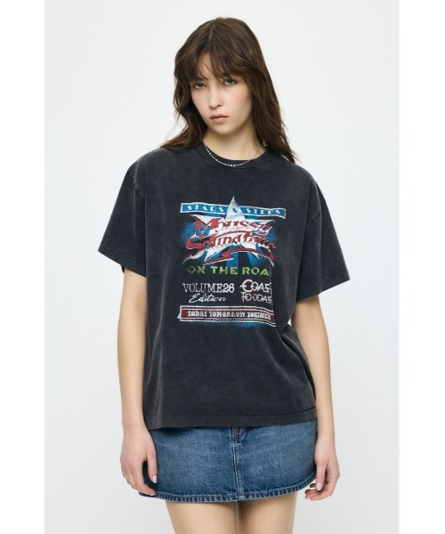 MOUSSY（マウジー）の「MOUSSY VOL26 TOUR Tシャツ（Tシャツ/カットソー・レディース・ライトブラック/バーガンディー/ホワイト/ブルー・1/2）」の2枚目の写真