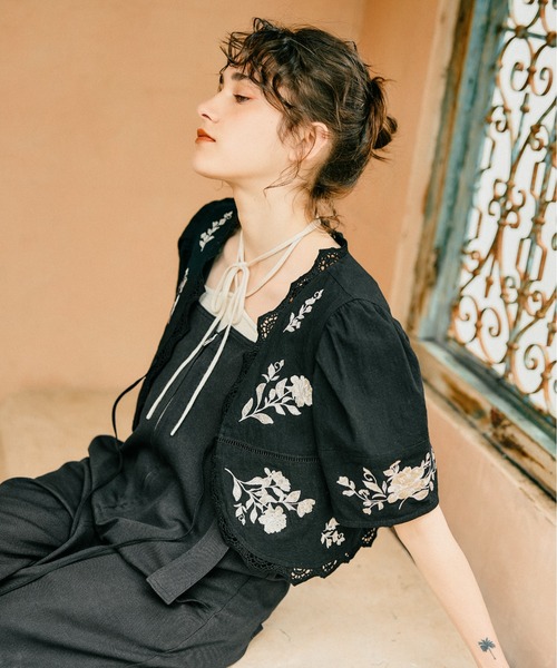 セール】花刺繍ボレロシャツ 759304（シャツ/ブラウス）｜mysty woman