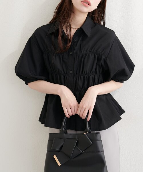 natural couture(ナチュラルクチュール)の「シャーリングパフスリーブブラウス(シャツ/ブラウス・レディース・イエロー系その他/サックスブルー/ブラック/ブルー/オフホワイト・MEDIUM)」の17枚目の写真