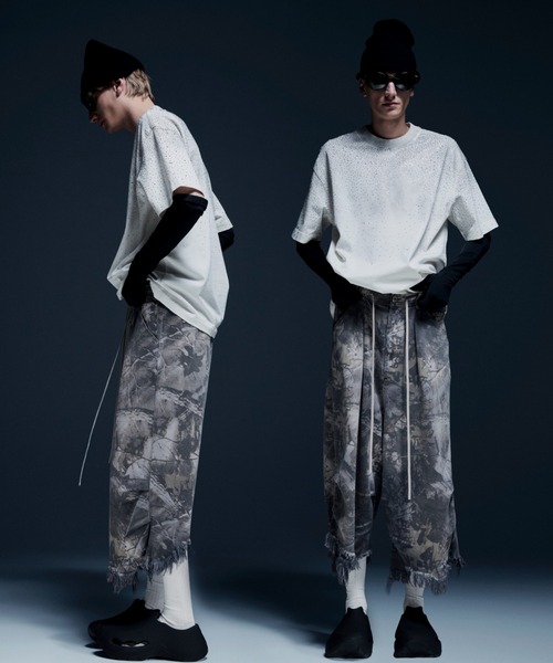 DANKE SCHON(ダンケシェーン)の「DankeSchon/ダンケシェーン/REAL TREE CAMO CUTOFF CARGO SHORTS(カーゴパンツ・メンズ・グレー/オリーブ系・L/M)」の1枚目の写真