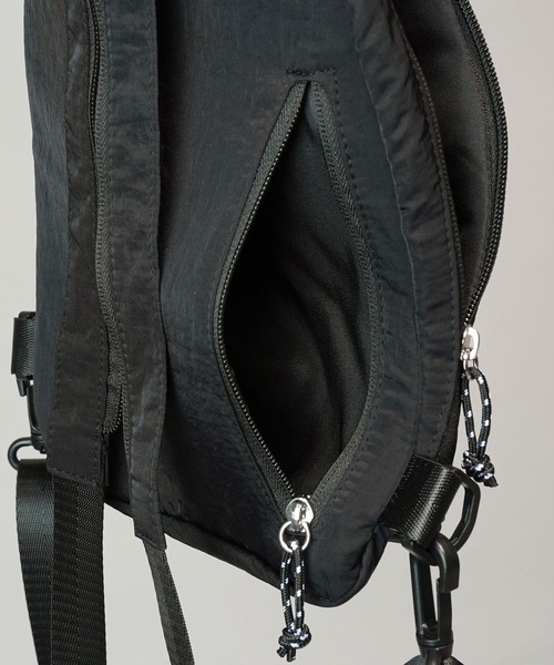 UNISEX》Nylon Sling Mini Bag/ナイロンスリングミニバッグ【MAISON