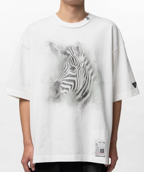 Maison MIHARA YASUHIRO(メゾンミハラヤスヒロ)の「【MIHARAYASUHIRO/ミハラヤスヒロ】Horse Printed T-shirt / HORSE PRINTED TEE(Tシャツ/カットソー・メンズ・ブラック/ホワイト・48/46/44)」の5枚目の写真