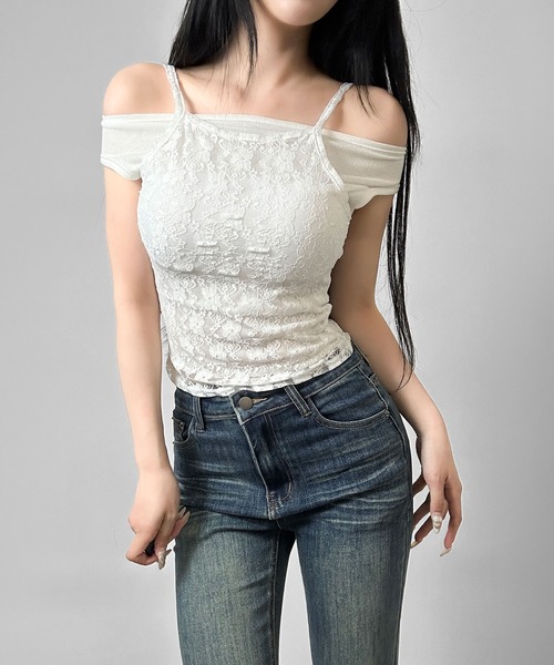 FOLLOWIN（フォロウィン）の「【カップ付き】2WAYレイヤードレーストップス（Tシャツ/カットソー・レディース・ブラック/ホワイト・FREE）」の6枚目の写真