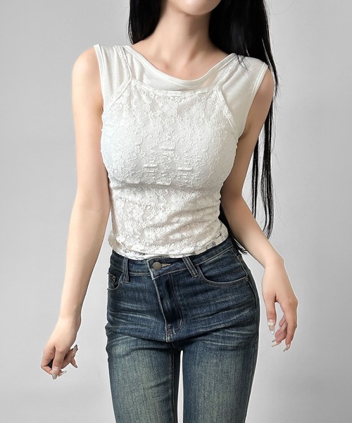 FOLLOWIN（フォロウィン）の「【カップ付き】2WAYレイヤードレーストップス（Tシャツ/カットソー・レディース・ブラック/ホワイト・FREE）」の7枚目の写真