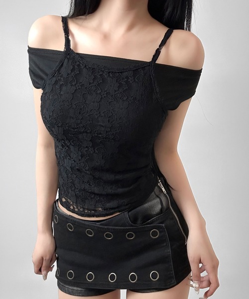 FOLLOWIN（フォロウィン）の「【カップ付き】2WAYレイヤードレーストップス（Tシャツ/カットソー・レディース・ブラック/ホワイト・FREE）」の19枚目の写真