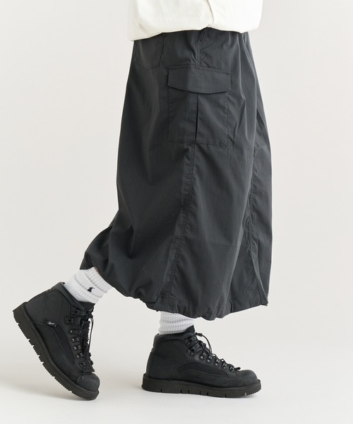 NANGA(ナンガ)の「HINOC RIPSTOP SKIRT W/ヒノックリップストップ スカート(ウィメンズ)(スカート・レディース・ベージュ・M/S)」の8枚目の写真