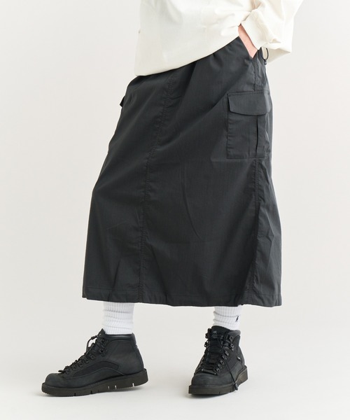 NANGA(ナンガ)の「HINOC RIPSTOP SKIRT W/ヒノックリップストップ スカート(ウィメンズ)(スカート・レディース・ベージュ・M/S)」の9枚目の写真
