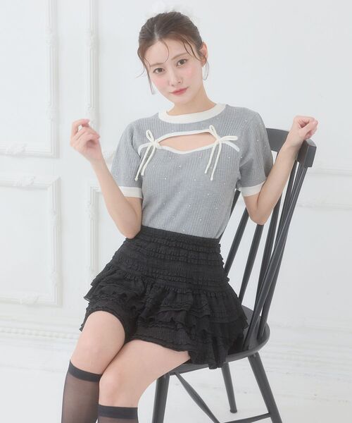MAJESTIC LEGON（マジェスティックレゴン）の「デコルテオープンバイカラーニット（ニット/セーター・レディース・ブラック/ライトブルー/ピンクベージュ/ライトグレー・MEDIUM）」の20枚目の写真