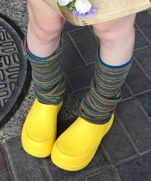 Vipoa(ヴィポア)の「Color volume clog shoes(スリッポン・レディース・ピンク/ライトブルー/アイボリー/イエロー/ブラック・LARGE/MEDIUM/SMALL)」の13枚目の写真