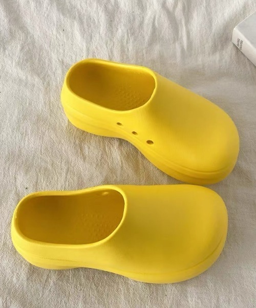 Vipoa(ヴィポア)の「Color volume clog shoes(スリッポン・レディース・ピンク/ライトブルー/アイボリー/イエロー/ブラック・LARGE/MEDIUM/SMALL)」の17枚目の写真