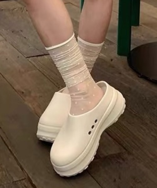 Vipoa(ヴィポア)の「Color volume clog shoes(スリッポン・レディース・ピンク/ライトブルー/アイボリー/イエロー/ブラック・LARGE/MEDIUM/SMALL)」の22枚目の写真