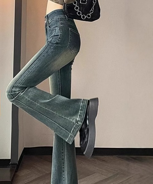 REBALANCE(リバランス)の「フレアデニムパンツ(デニムパンツ・レディース・A・X-LARGE/LARGE/MEDIUM)」の1枚目の写真