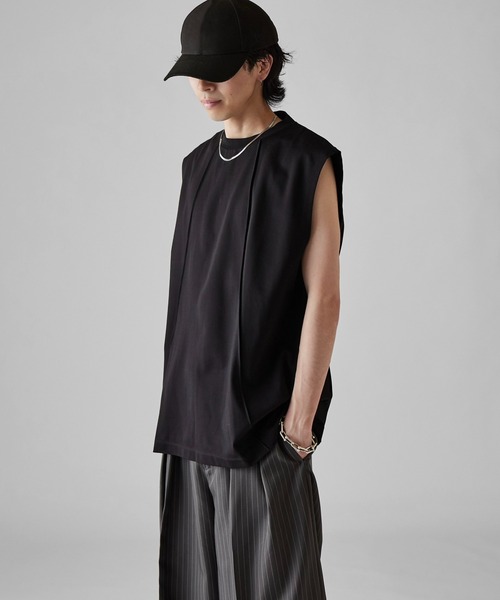 Lui's（ルイス）の「【Neucon】SWITCHING OVER SLEEVELESS CUTSEW / 切替オーバーノースリーブカットソー / タンクトップ（Tシャツ/カットソー・メンズ・ブラック/グレー/ホワイト・1/2）」の18枚目の写真