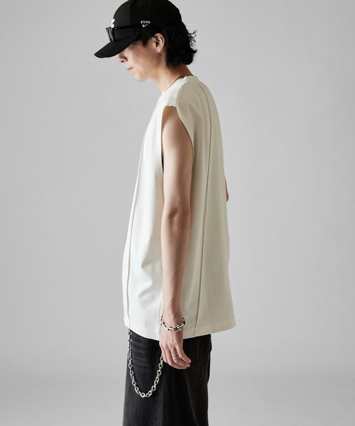 Lui's（ルイス）の「【Neucon】SWITCHING OVER SLEEVELESS CUTSEW / 切替オーバーノースリーブカットソー / タンクトップ（Tシャツ/カットソー・メンズ・ブラック/グレー/ホワイト・1/2）」の7枚目の写真