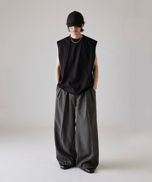 Lui's（ルイス）の「【Neucon】SWITCHING OVER SLEEVELESS CUTSEW / 切替オーバーノースリーブカットソー / タンクトップ（Tシャツ/カットソー・メンズ・ブラック/グレー/ホワイト・1/2）」の21枚目の写真