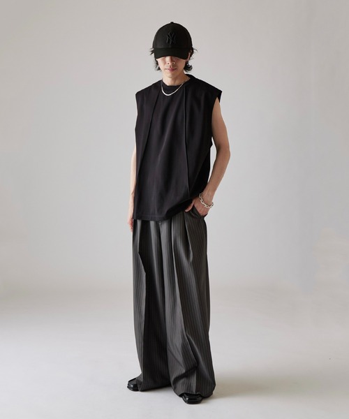 Lui's（ルイス）の「【Neucon】SWITCHING OVER SLEEVELESS CUTSEW / 切替オーバーノースリーブカットソー / タンクトップ（Tシャツ/カットソー・メンズ・ブラック/グレー/ホワイト・1/2）」の22枚目の写真