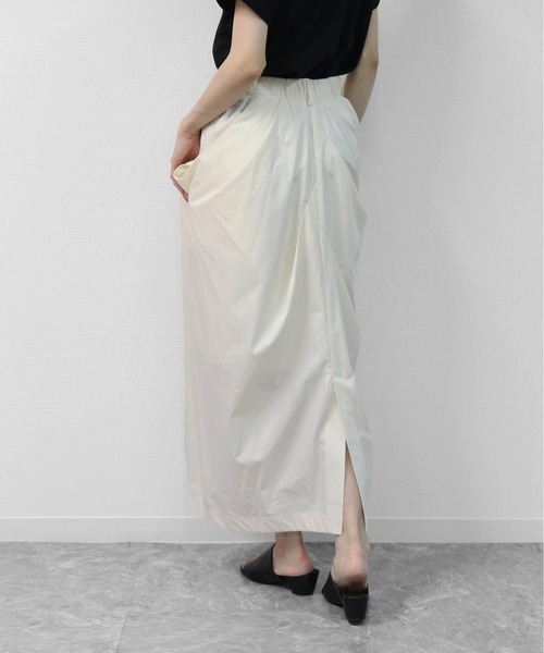 THE CELL.(ザセルドット)の「3Dコクーンドレープ マキシSK 3D COCOON DRAPE MAXI SKIRT(スカート・レディース・ブラウン/ブラック/アイボリー/ベージュ・FREE)」の7枚目の写真