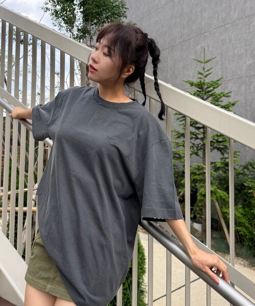TEN PAST SEVEN(テン ファスト セブン)の「ヴィンテージウォッシングピグメントTシャツ(2色)(Tシャツ/カットソー・メンズ・チャコール/ブルー系その他・MEDIUM/LARGE)」の9枚目の写真