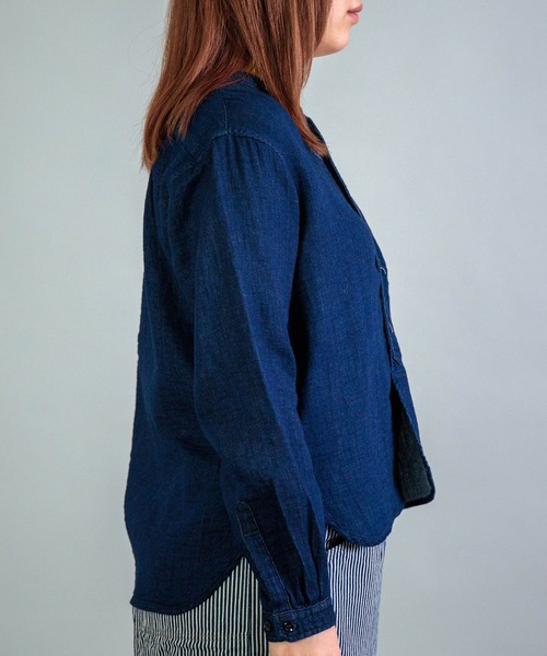OMNIGOD（オムニゴッド）の「[OMNIGOD womens / オムニゴッド] インディゴ二重ガーゼ スタンドカラーシャツ（シャツ/ブラウス・レディース・インディゴブルー・3/2）」の8枚目の写真
