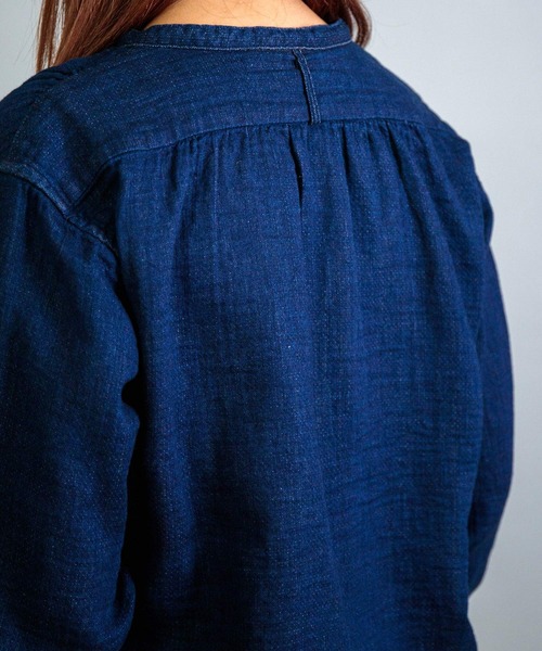 OMNIGOD（オムニゴッド）の「[OMNIGOD womens / オムニゴッド] インディゴ二重ガーゼ スタンドカラーシャツ（シャツ/ブラウス・レディース・インディゴブルー・3/2）」の10枚目の写真