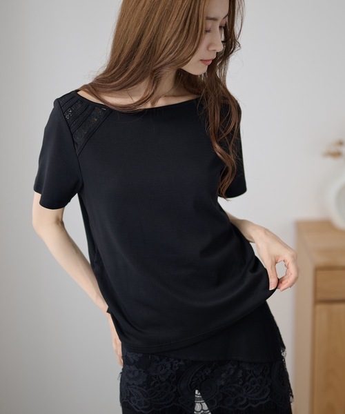 DAYRA(デイラ)の「肩レース 切替 半袖 ボートネック トップス(Tシャツ/カットソー・レディース・ホワイト/ブラック・FREE)」の18枚目の写真