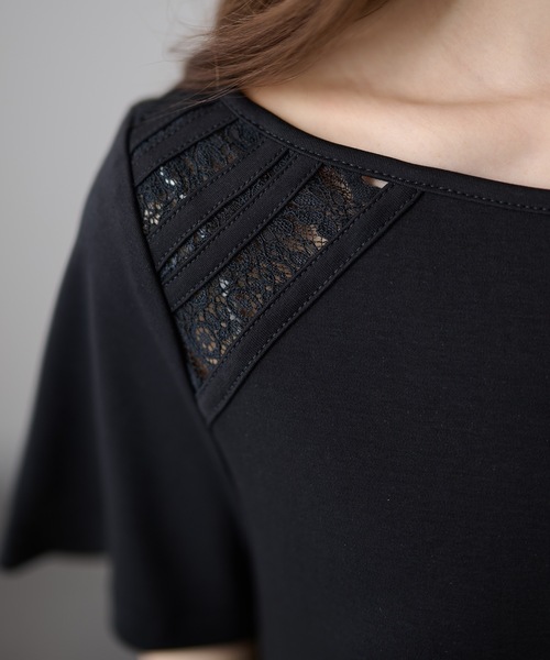 DAYRA(デイラ)の「肩レース 切替 半袖 ボートネック トップス(Tシャツ/カットソー・レディース・ホワイト/ブラック・FREE)」の3枚目の写真