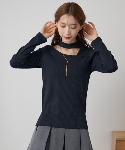DAYRA(デイラ)の「チョーカーネック サイド スリット 長袖 リブ トップス(Tシャツ/カットソー・レディース・チャコールグレー/ブラック/グリーン・FREE/S)」の20枚目の写真
