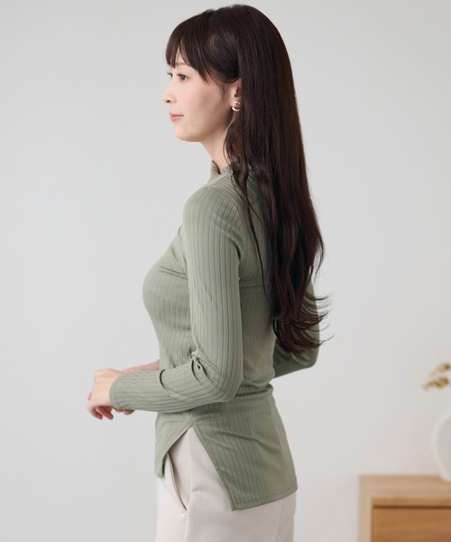 DAYRA(デイラ)の「チョーカーネック サイド スリット 長袖 リブ トップス(Tシャツ/カットソー・レディース・チャコールグレー/ブラック/グリーン・FREE/S)」の6枚目の写真