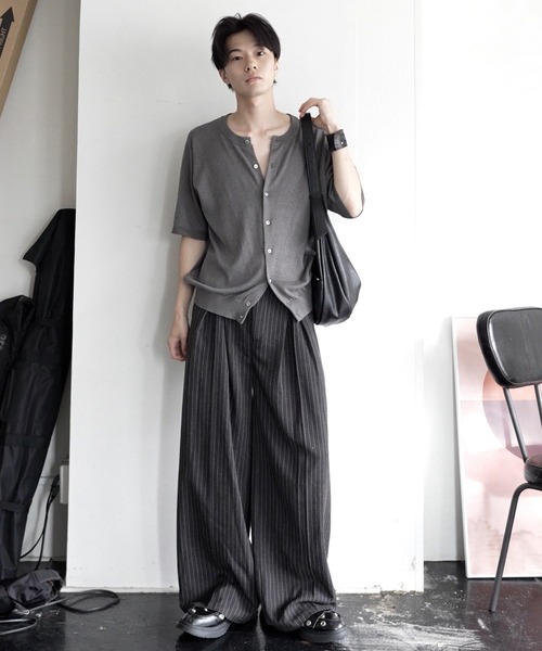 CLEL(クレイル)の「【CLEL】Giza Cotton Short Sleeve Crew Neck Cardigan / ギザコットン半袖クルーネックカーディガン(Tシャツ/カットソー・メンズ・ブラック/ダークグレー/ネイビー・L/M/S/XS)」の4枚目の写真