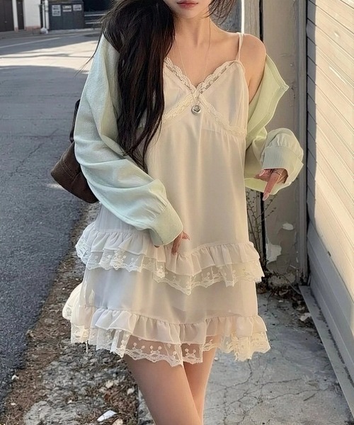 yuue' ( wear )(ユーイ)の「レースフリルティアードミニワンピース(ワンピース・レディース・ブラック/ホワイト・FREE)」の2枚目の写真