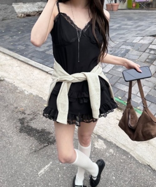 yuue' ( wear )(ユーイ)の「レースフリルティアードミニワンピース(ワンピース・レディース・ブラック/ホワイト・FREE)」の12枚目の写真