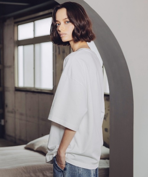 ROCHEM（ローシェン）の「ルーズシルエットスターロゴ刺繍Tシャツ（Tシャツ/カットソー・メンズ・ブラック/チャコール/ホワイト・M/S/XS/L）」の7枚目の写真