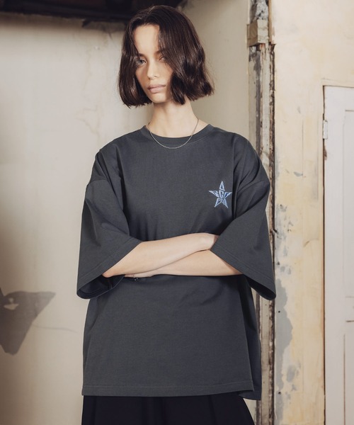 ROCHEM（ローシェン）の「ルーズシルエットスターロゴ刺繍Tシャツ（Tシャツ/カットソー・メンズ・ブラック/チャコール/ホワイト・M/S/XS/L）」の19枚目の写真