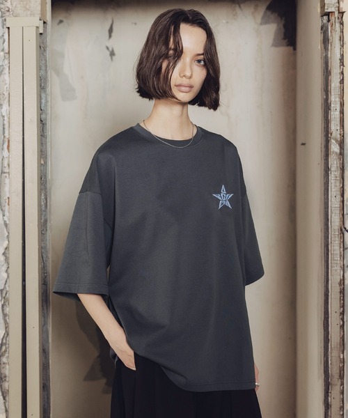 ROCHEM（ローシェン）の「ルーズシルエットスターロゴ刺繍Tシャツ（Tシャツ/カットソー・メンズ・ブラック/チャコール/ホワイト・M/S/XS/L）」の20枚目の写真
