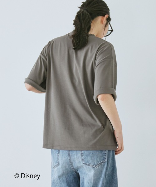 Doux archives(ドゥアルシーヴ)の「DOUX ARCHIVES限定商品【Disney】レトロプリントTee(Tシャツ/カットソー・レディース・パープル/オフホワイト/チャコールグレー・FREE)」の5枚目の写真