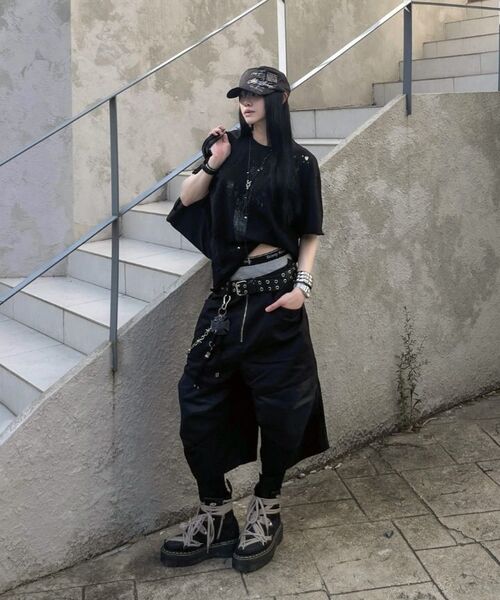 ROARINGRAD(ロアリングラド)の「W.レイヤードニーベルミューダパンツブラック(その他パンツ・レディース・その他・MEDIUM/LARGE)」の10枚目の写真