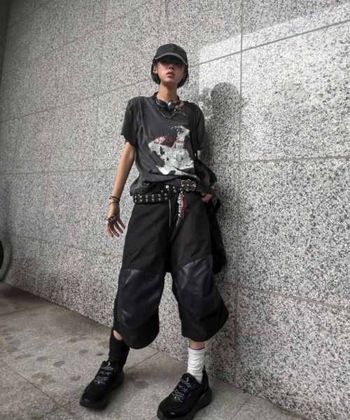 ROARINGRAD(ロアリングラド)の「W.レイヤードニーベルミューダパンツブラック(その他パンツ・レディース・その他・MEDIUM/LARGE)」の12枚目の写真
