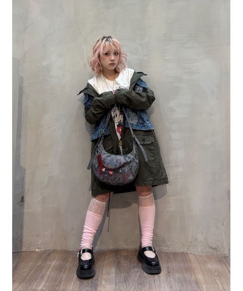 Desigual(デシグアル)の「Disney Denim-Panel Graphic Military Coat/ディズニー デニム切替グラフィックミリタリーコート(モッズコート・レディース・グリーン・XS/S/M/L/XL)」の6枚目の写真