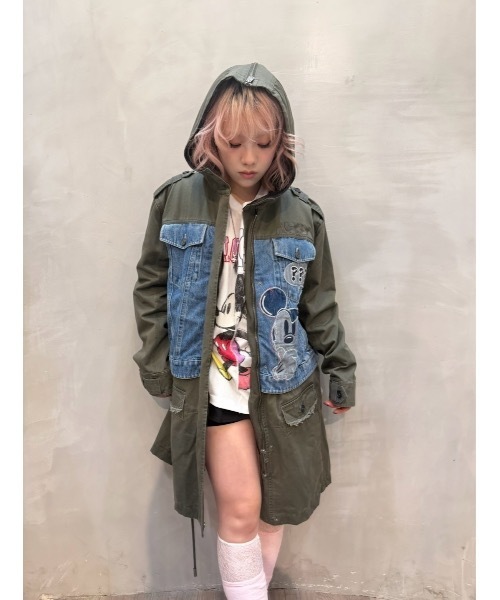 Desigual(デシグアル)の「Disney Denim-Panel Graphic Military Coat/ディズニー デニム切替グラフィックミリタリーコート(モッズコート・レディース・グリーン・XS/S/M/L/XL)」の16枚目の写真