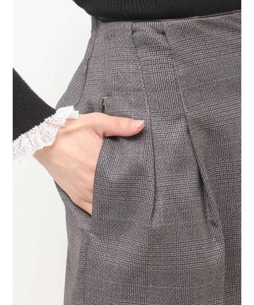 MERCURYDUO(マーキュリーデュオ)の「ハイウエストツータックショートパンツ(その他パンツ・レディース・チャコールグレー/ブラウン・FREE)」の22枚目の写真