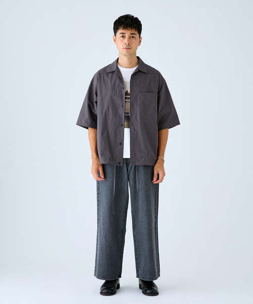 Levi's(リーバイス)の「Levi’s(リーバイス) 別注 Baggy Wide Leg デニムパンツ ASH BLACK(L28)(デニムパンツ・メンズ・チャコールグレー・36/34/32/30/28)」の2枚目の写真