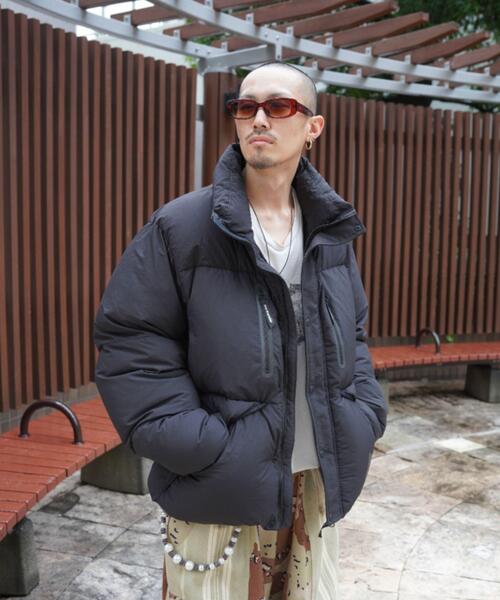 and wander(アンドワンダー)の「and wander/アンドワンダー puffer down jacket ダウン(ダウンジャケット/コート・レディース・ブラック・LARGE/MEDIUM/X-SMALL/X-LARGE)」の2枚目の写真