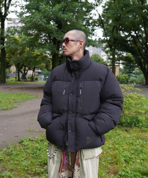 and wander(アンドワンダー)の「and wander/アンドワンダー puffer down jacket ダウン(ダウンジャケット/コート・レディース・ブラック・LARGE/MEDIUM/X-SMALL/X-LARGE)」の7枚目の写真