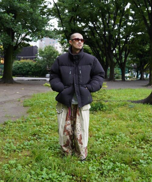 and wander(アンドワンダー)の「and wander/アンドワンダー puffer down jacket ダウン(ダウンジャケット/コート・レディース・ブラック・LARGE/MEDIUM/X-SMALL/X-LARGE)」の13枚目の写真
