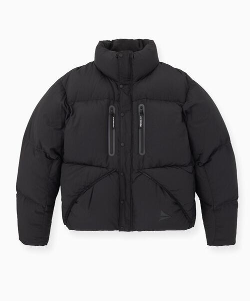 and wander(アンドワンダー)の「and wander/アンドワンダー puffer down jacket ダウン(ダウンジャケット/コート・レディース・ブラック・LARGE/MEDIUM/X-SMALL/X-LARGE)」の17枚目の写真