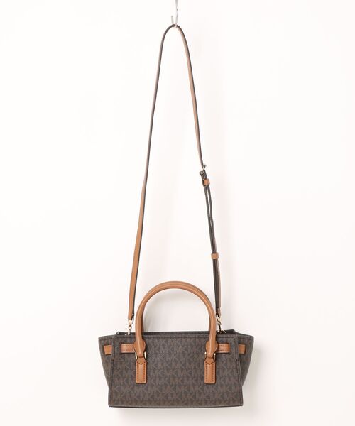 MICHAEL KORS（マイケルコース）の「HAMILTON MODERNE クロスボディ エクストラスモール - MKシグネチャー（ショルダーバッグ・レディース・ブラウン系その他・FREE）」の5枚目の写真