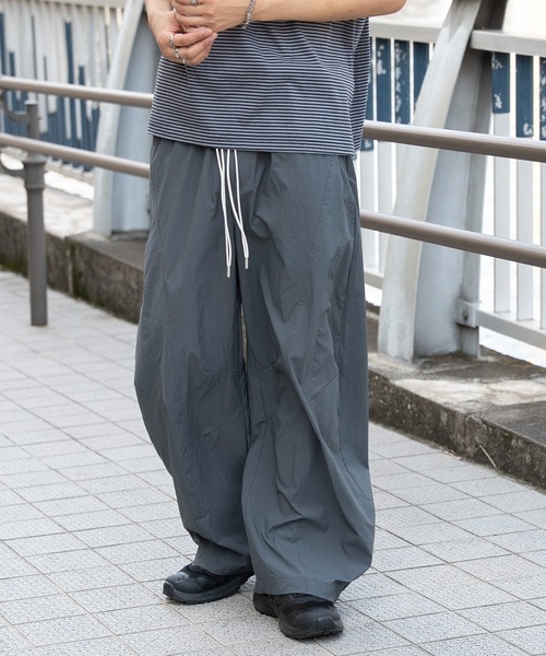 WEGO(ウィゴー)の「WEGO/【26年春夏新作】テクニカルバルーンパンツ(その他パンツ・メンズ・ベージュ/ブラック/グレー・MEDIUM/LARGE)」の3枚目の写真