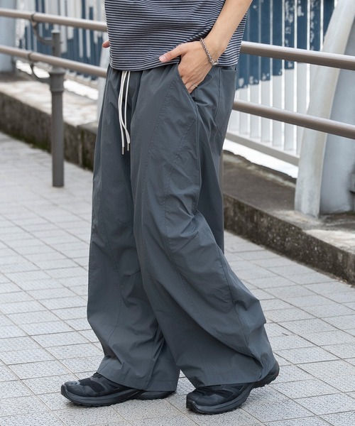 WEGO(ウィゴー)の「WEGO/【26年春夏新作】テクニカルバルーンパンツ(その他パンツ・メンズ・ベージュ/ブラック/グレー・MEDIUM/LARGE)」の5枚目の写真